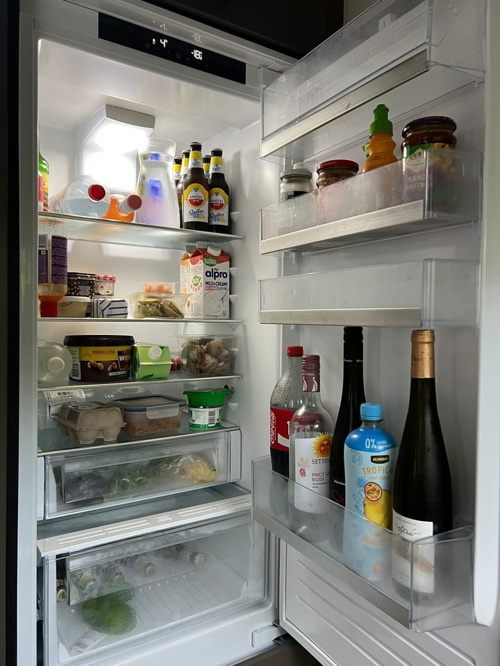 De koelkast van... een georganiseerd en sociaal persoon