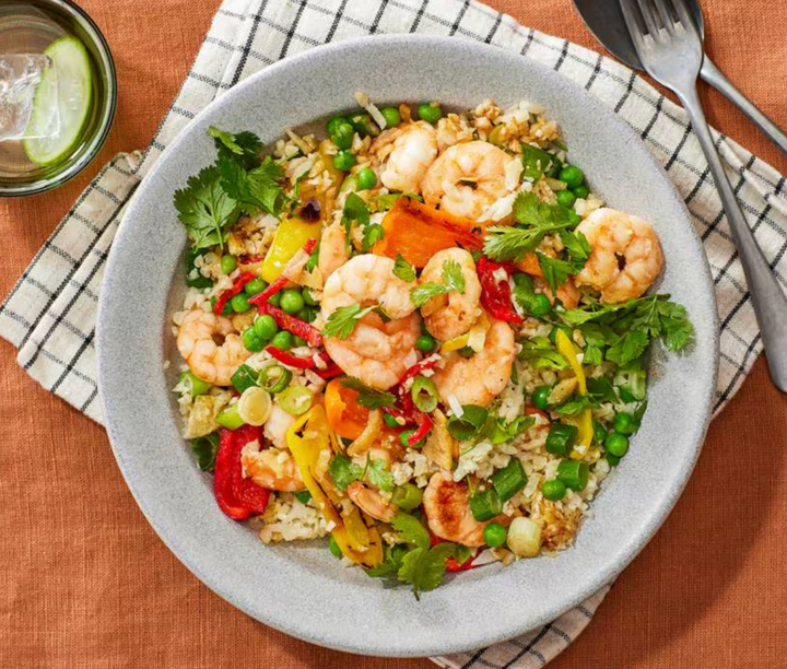 Bloemkoolrijst met groente en garnalen